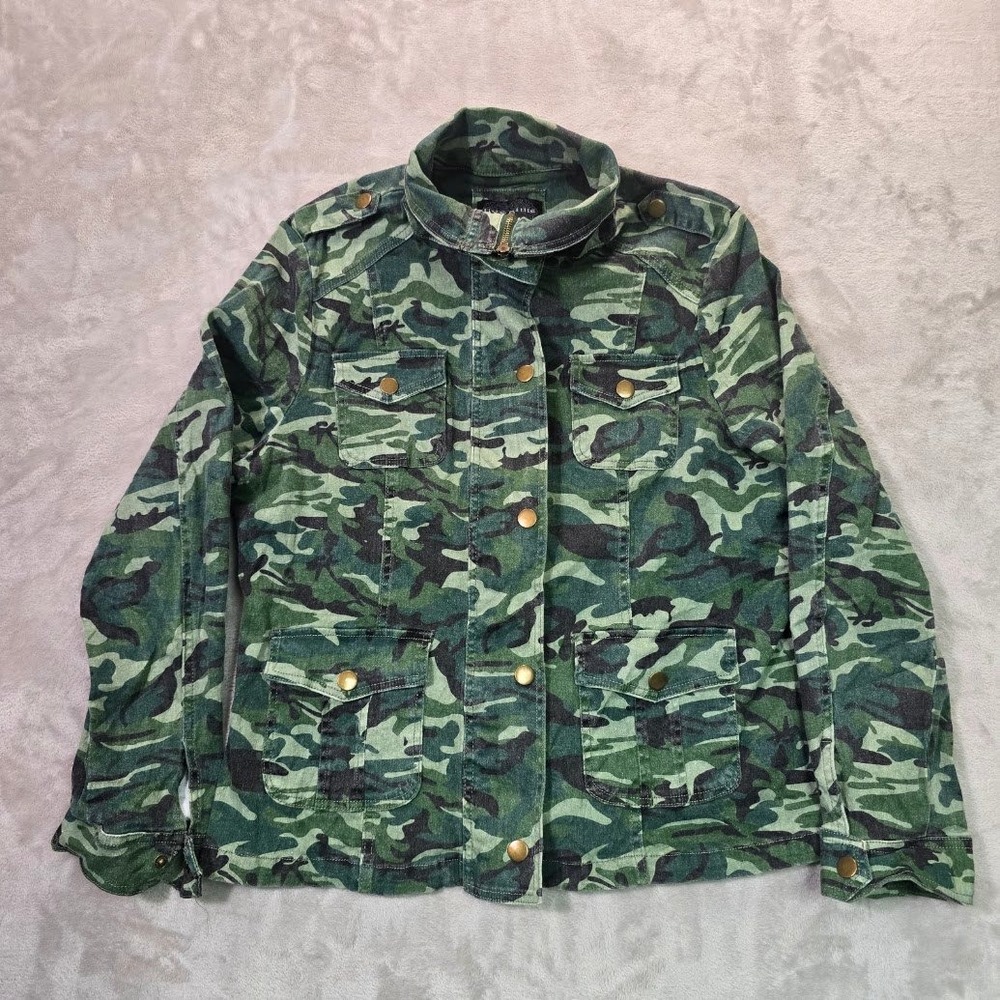 Live a Little Camouflage Print Button Front Jacket Green Camo XL 250461R